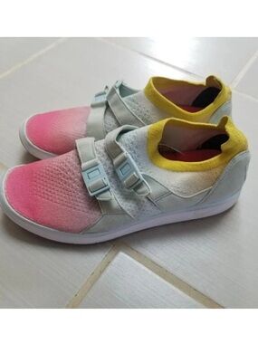 Air Sockracer Flyknit White/Glacier Blue-Racer Pink 8